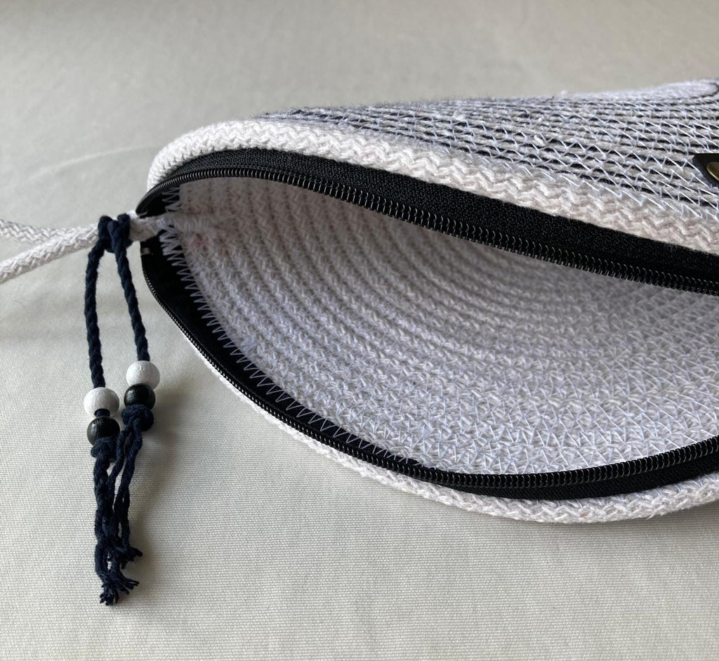 Black&White Handwoven Jute Rope Bag: Black & White Summer Beach Tote