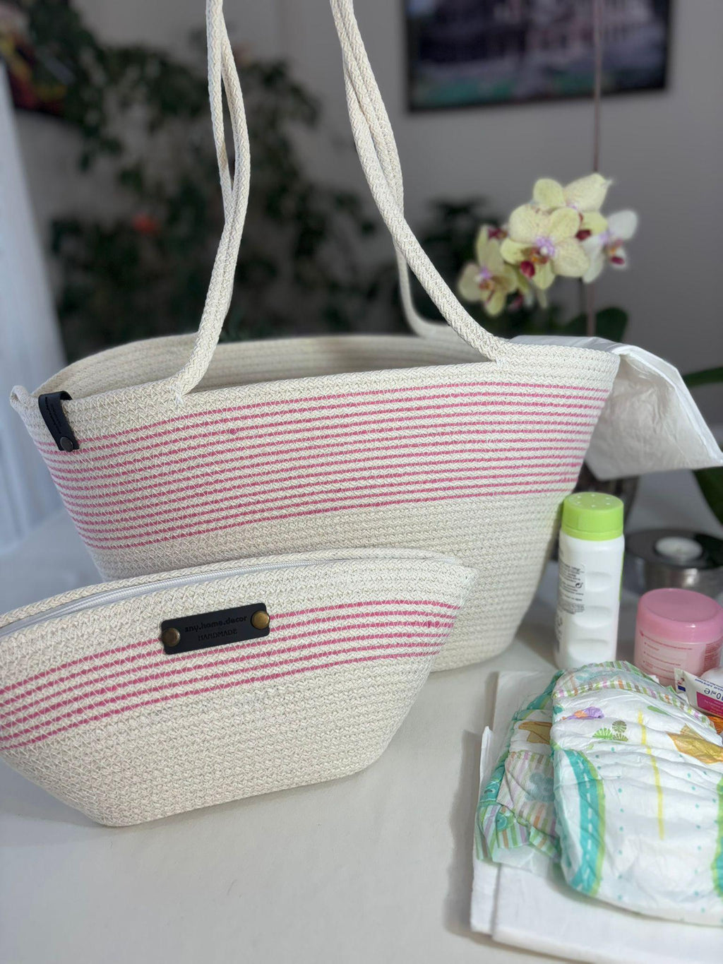Pink & White handgefertigte Juteseil-Handtasche: Geflochtene Boho Strandtasche