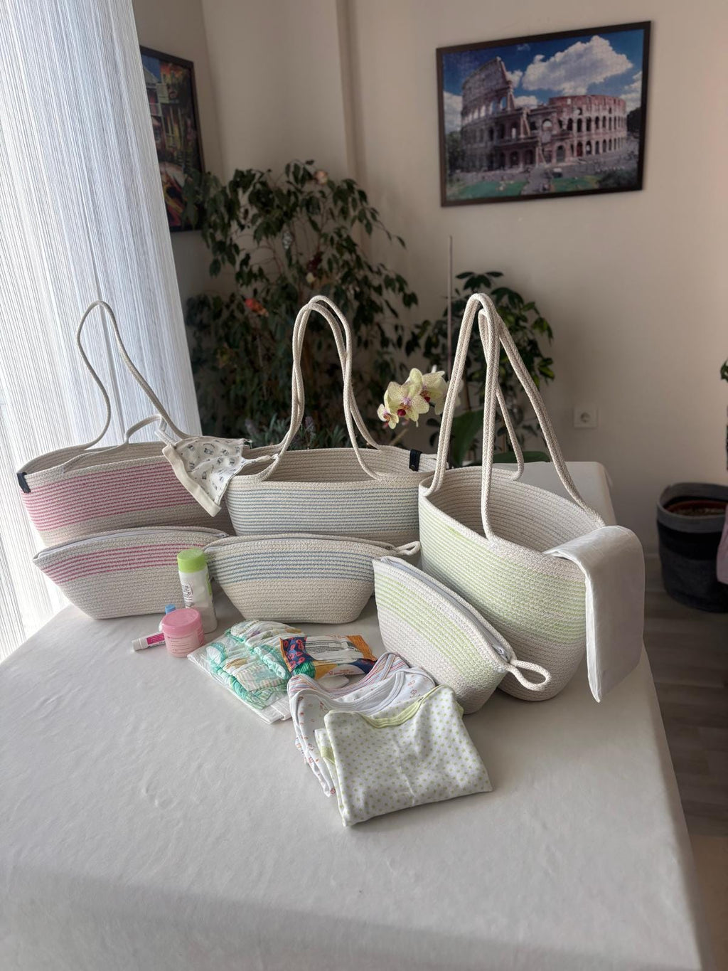 Blau-weiße handgewebte Jutetasche: Boho Strandtasche