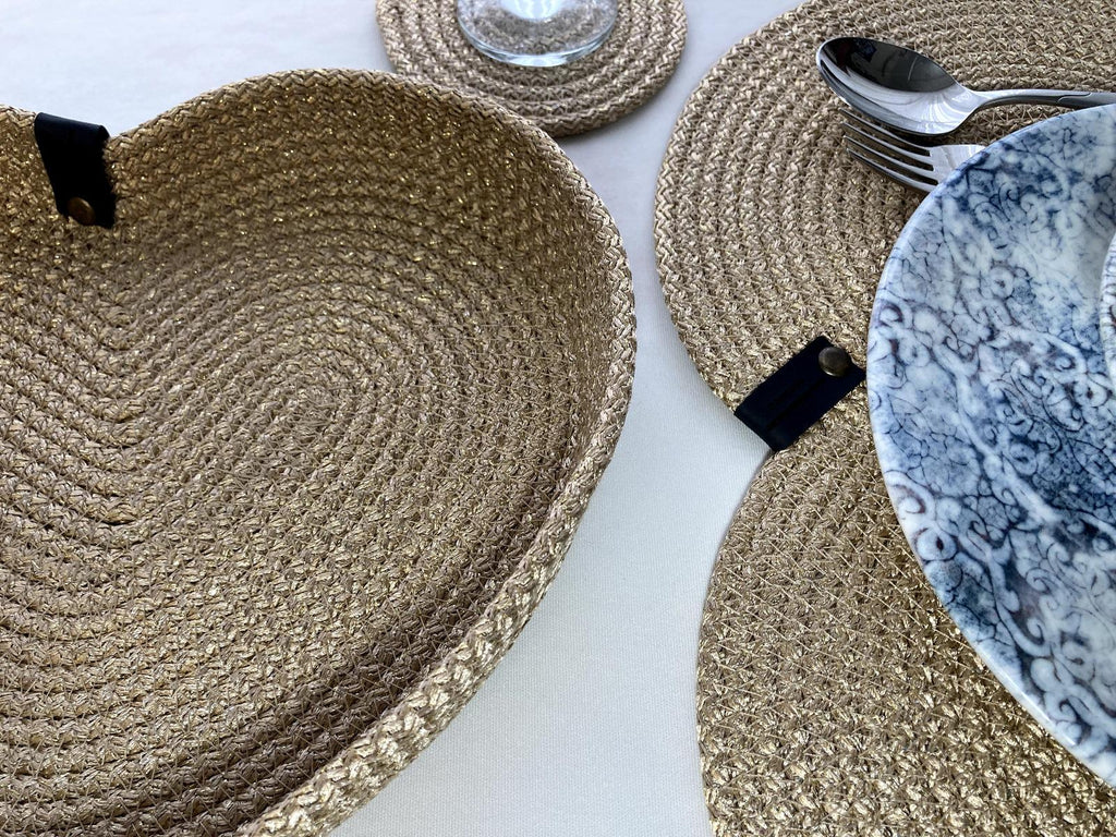 Handwoven Heart Placemat Set: Valentine's Day Dining Table Decor