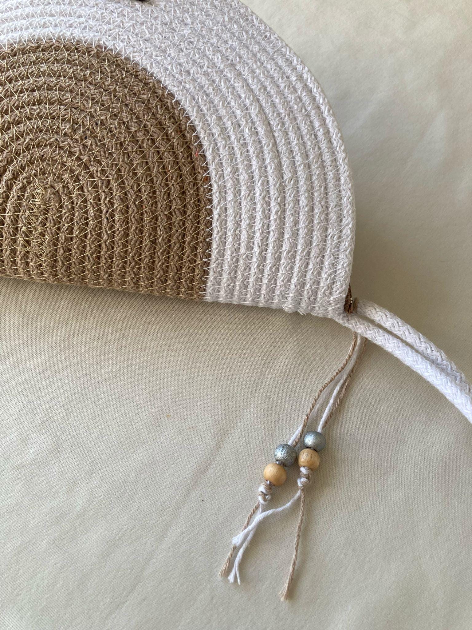 Beige-weiße handgewebte Juteseiltasche: Beige-weißes Baumwollfutter