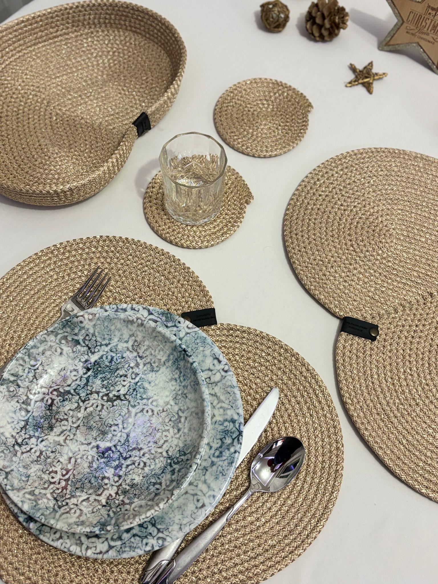 Handwoven Heart Placemat Set: Valentine's Day Dining Table Decor