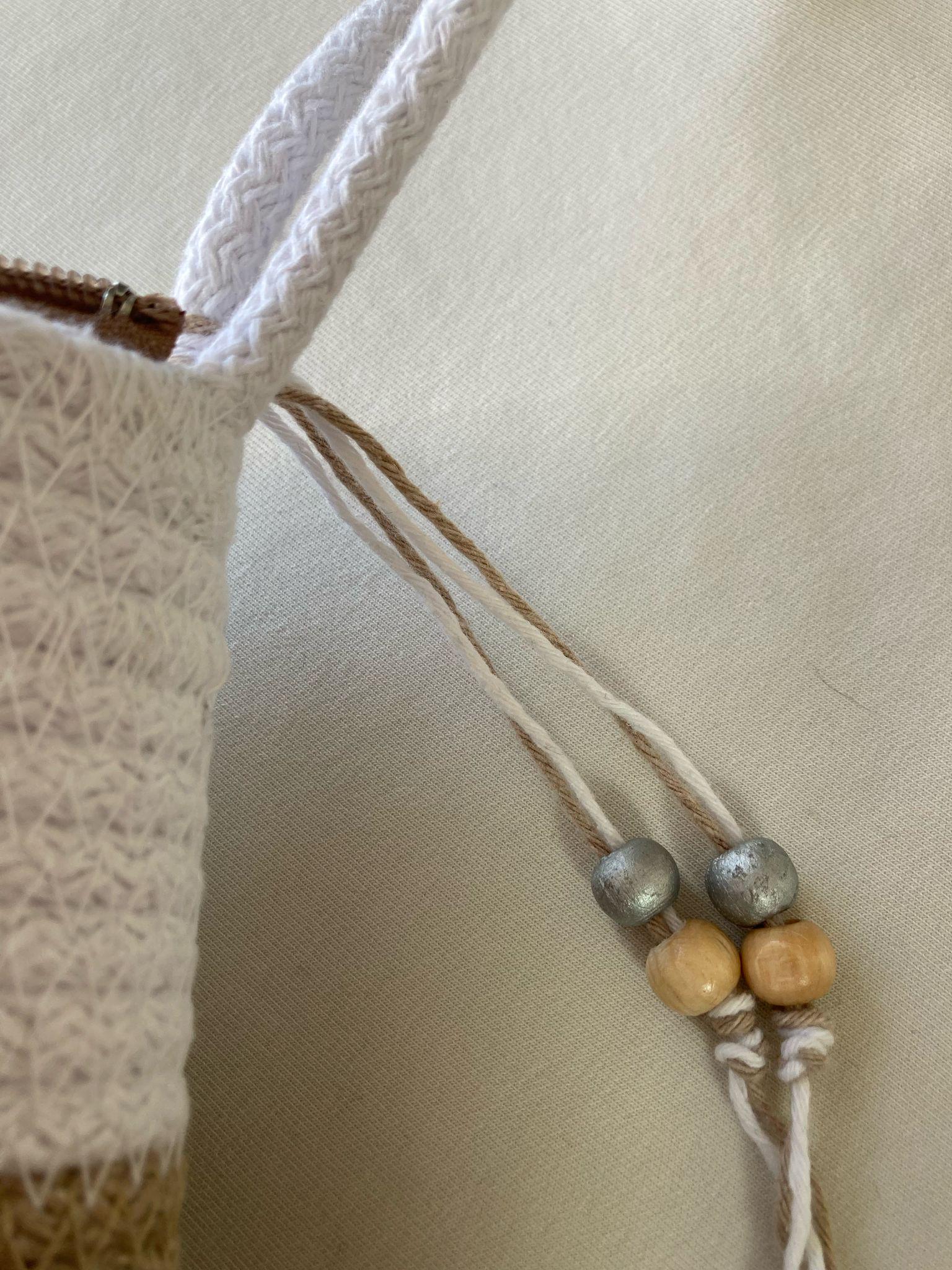 Beige-weiße handgewebte Juteseiltasche: Beige-weißes Baumwollfutter