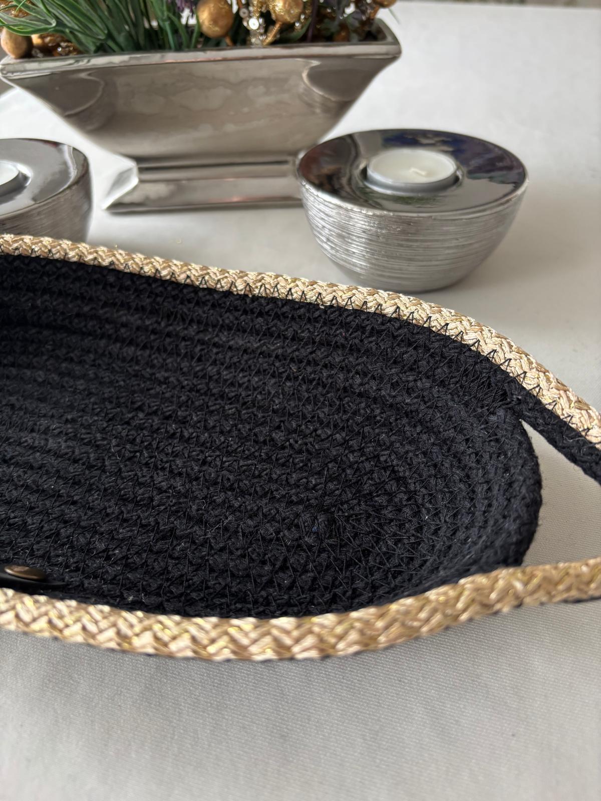 Handmade Terracotta Casserole Dish with Woven Cover - Hot Meal Serving