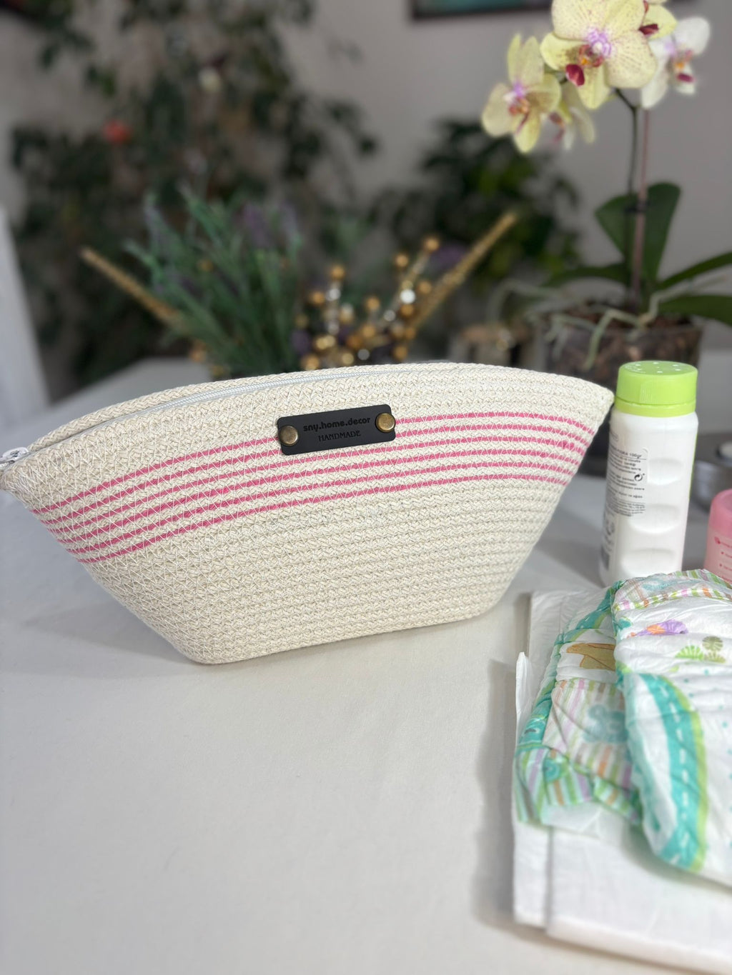 Pink & White handgefertigte Juteseil-Handtasche: Geflochtene Boho Strandtasche