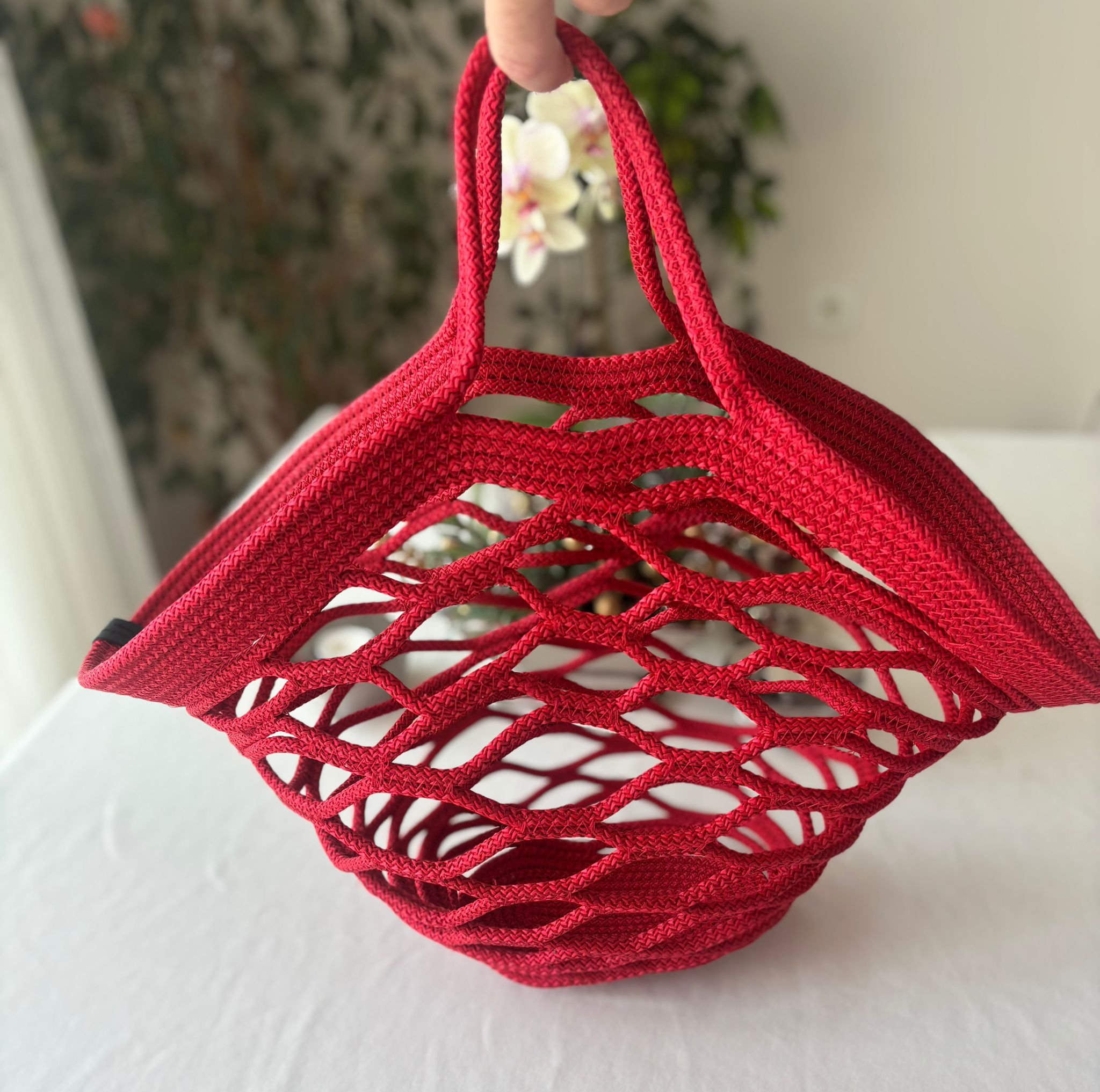Handmade Red Knotted Net Bag: Eco-Friendly Market Tote.