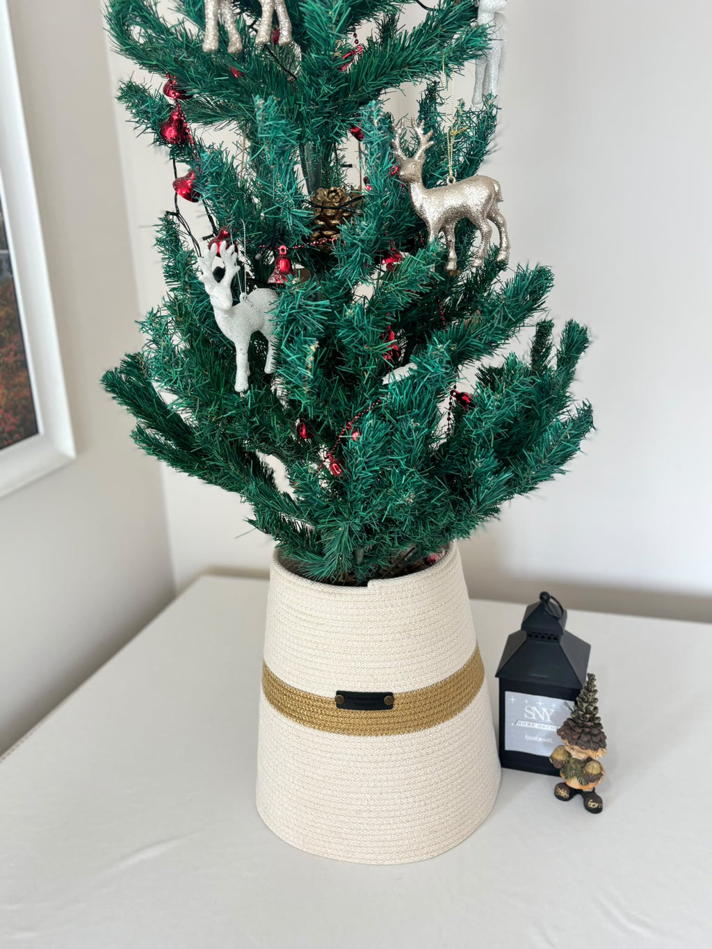 Round wicker Christmas tree collar ,stand cover; woven tree skirt, Christmas tree enclosure, Christmas tree base Cover / plant pot cover