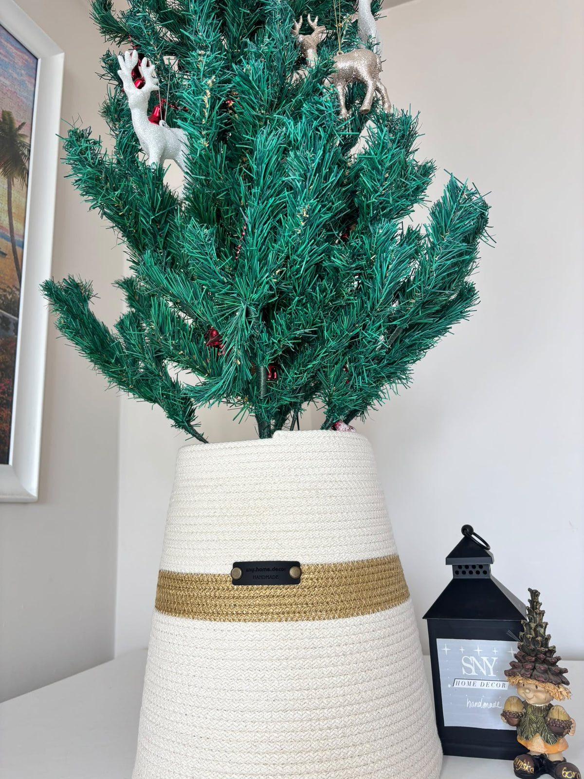 Round wicker Christmas tree collar ,stand cover; woven tree skirt, Christmas tree enclosure, Christmas tree base Cover / plant pot cover