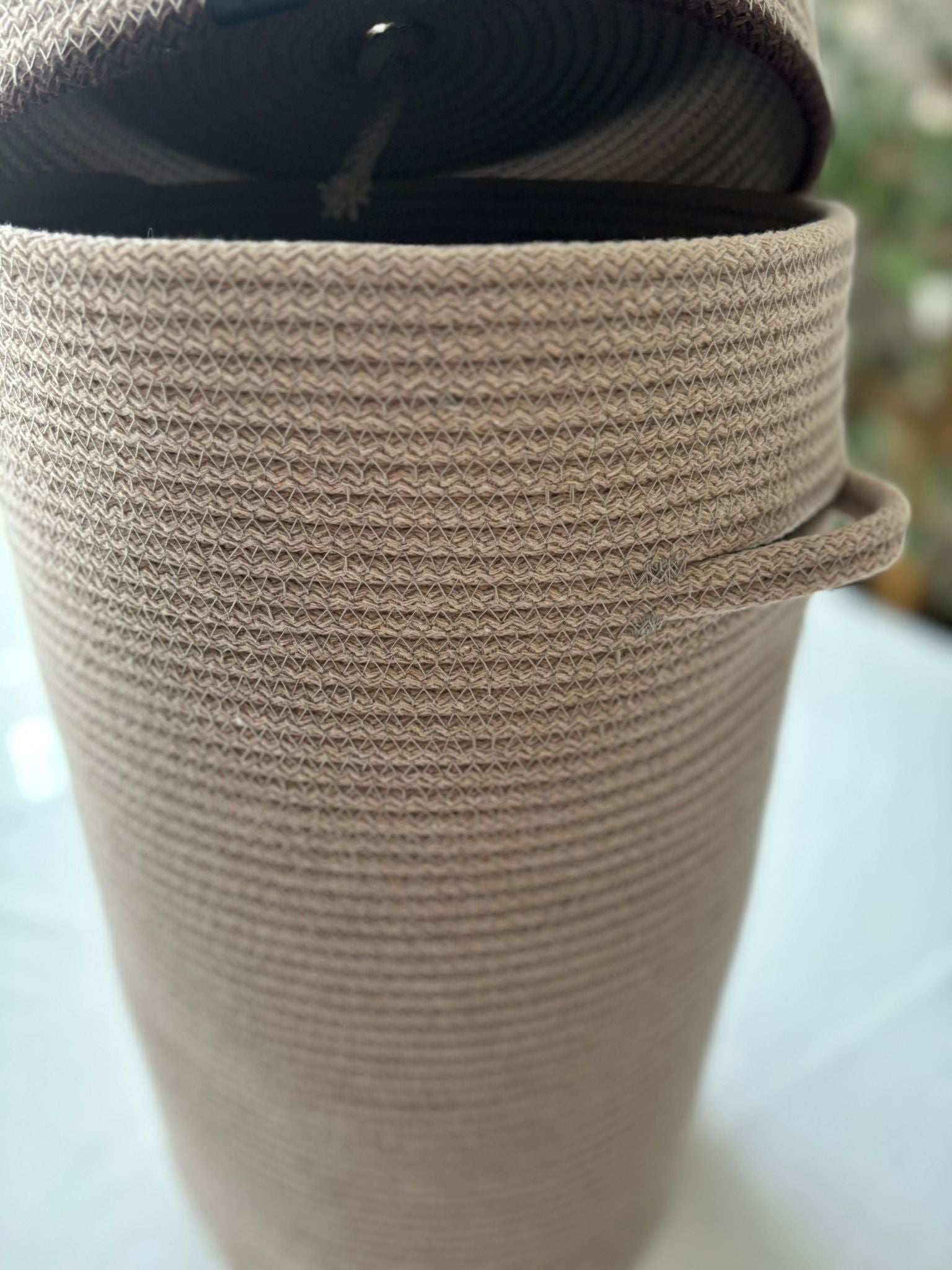 Handmade Rope Basket with Lid, 45 cm Large Woven Laundry Hamper
