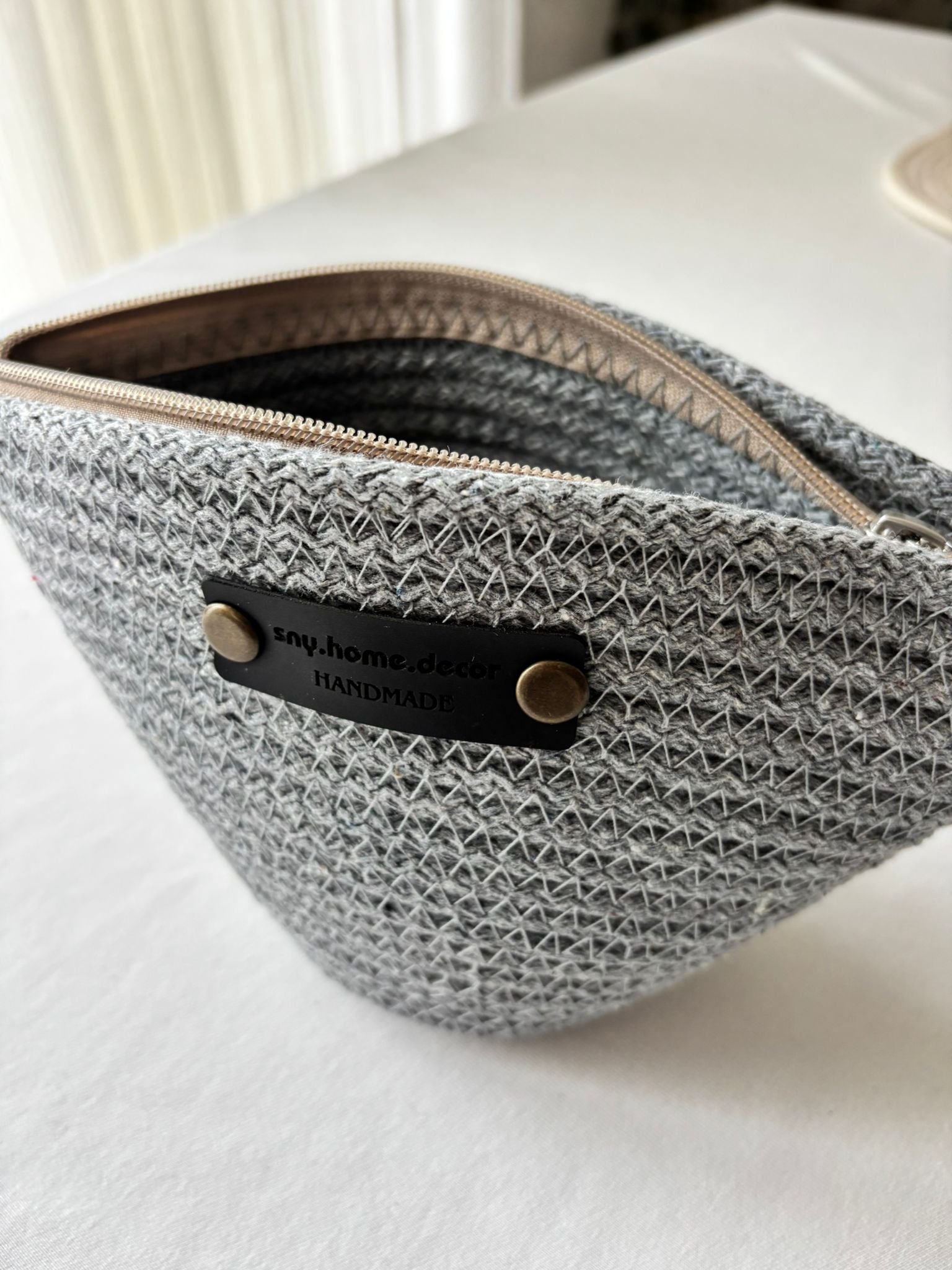 Handwoven Straw Makeup Bag: Boho Cosmetic Zipper Pouch