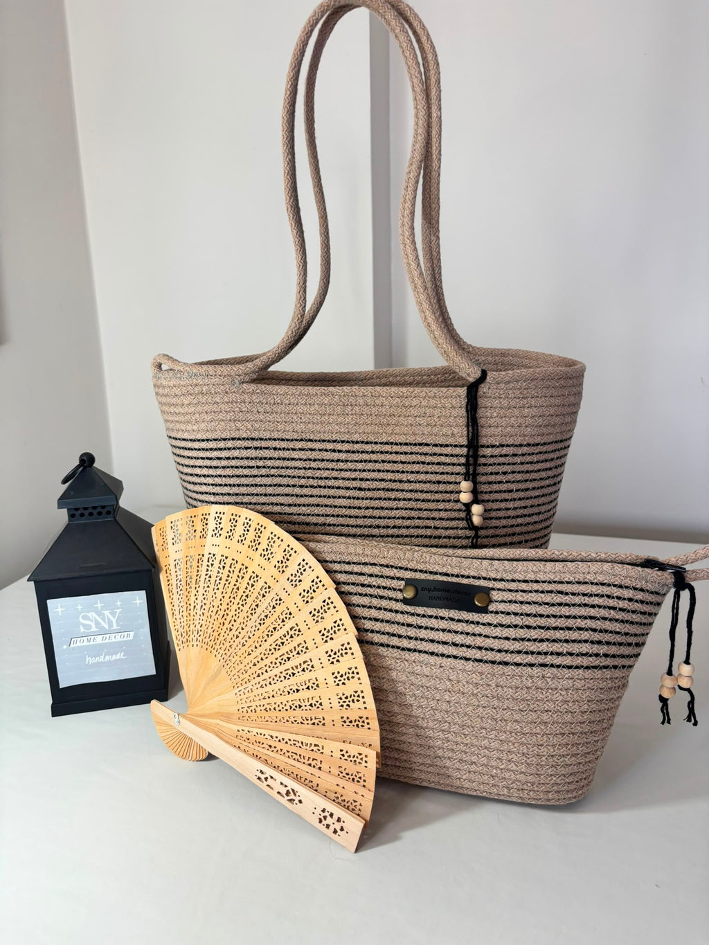 Handmade 2-piece beac bag set in beige and black with matching half-moon clutch