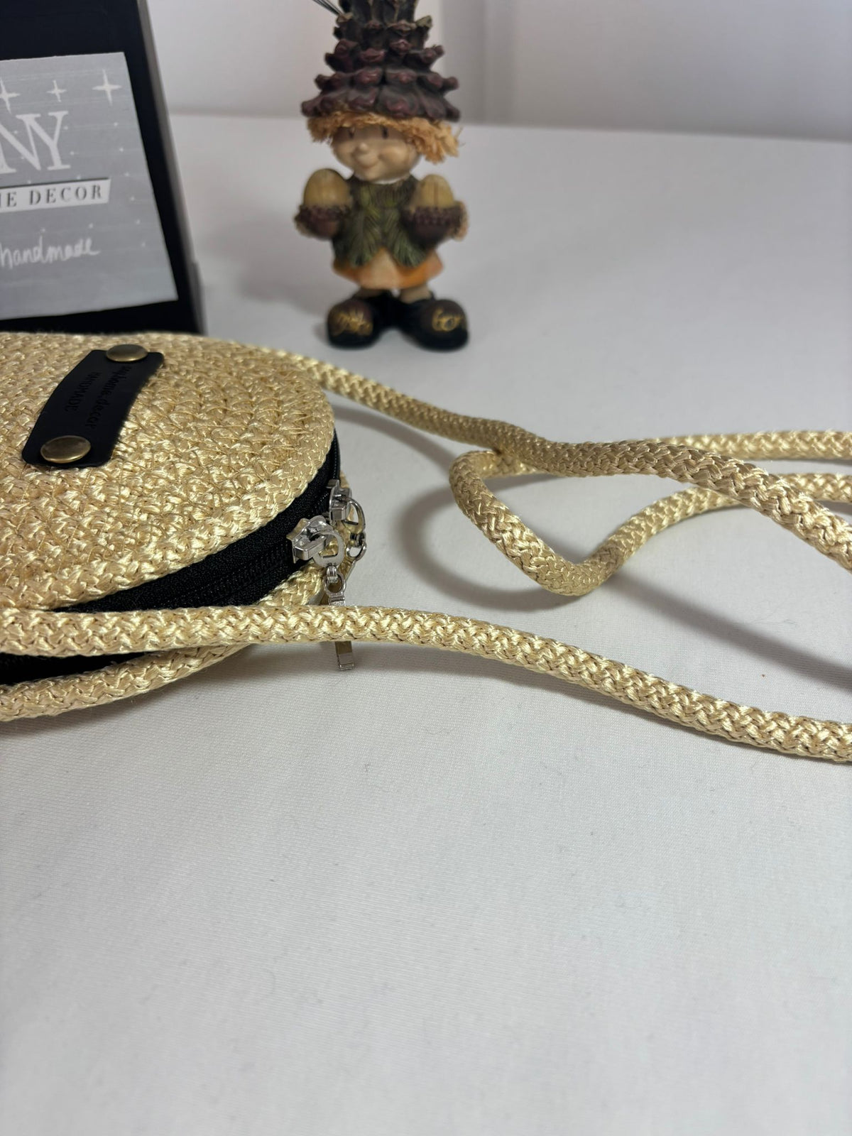 Handmade Woven Phone Crossbody Bag, Straw Cell Phone Purse, Boho Summer Phone Bag, Small Shoulder Bag, Beach Travel Bag