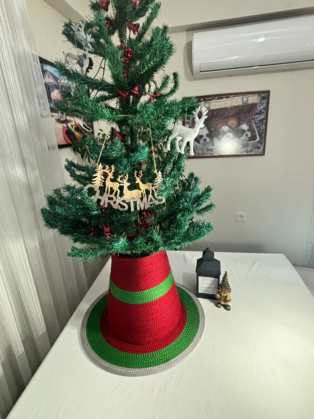 2-Piece Set Red-Green Handmade Wicker Christmas Tree Stand Cover, Rustic Tree Skirt, Eco-Friendly Base Cover