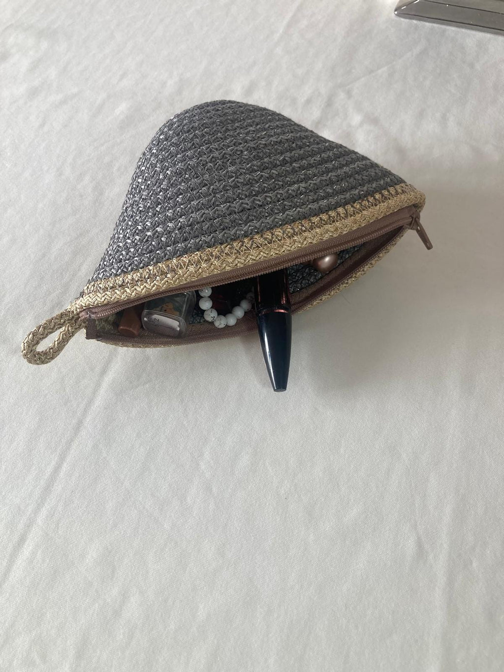 Handwoven Straw Makeup Bag: Boho Cosmetic Zipper Pouch
