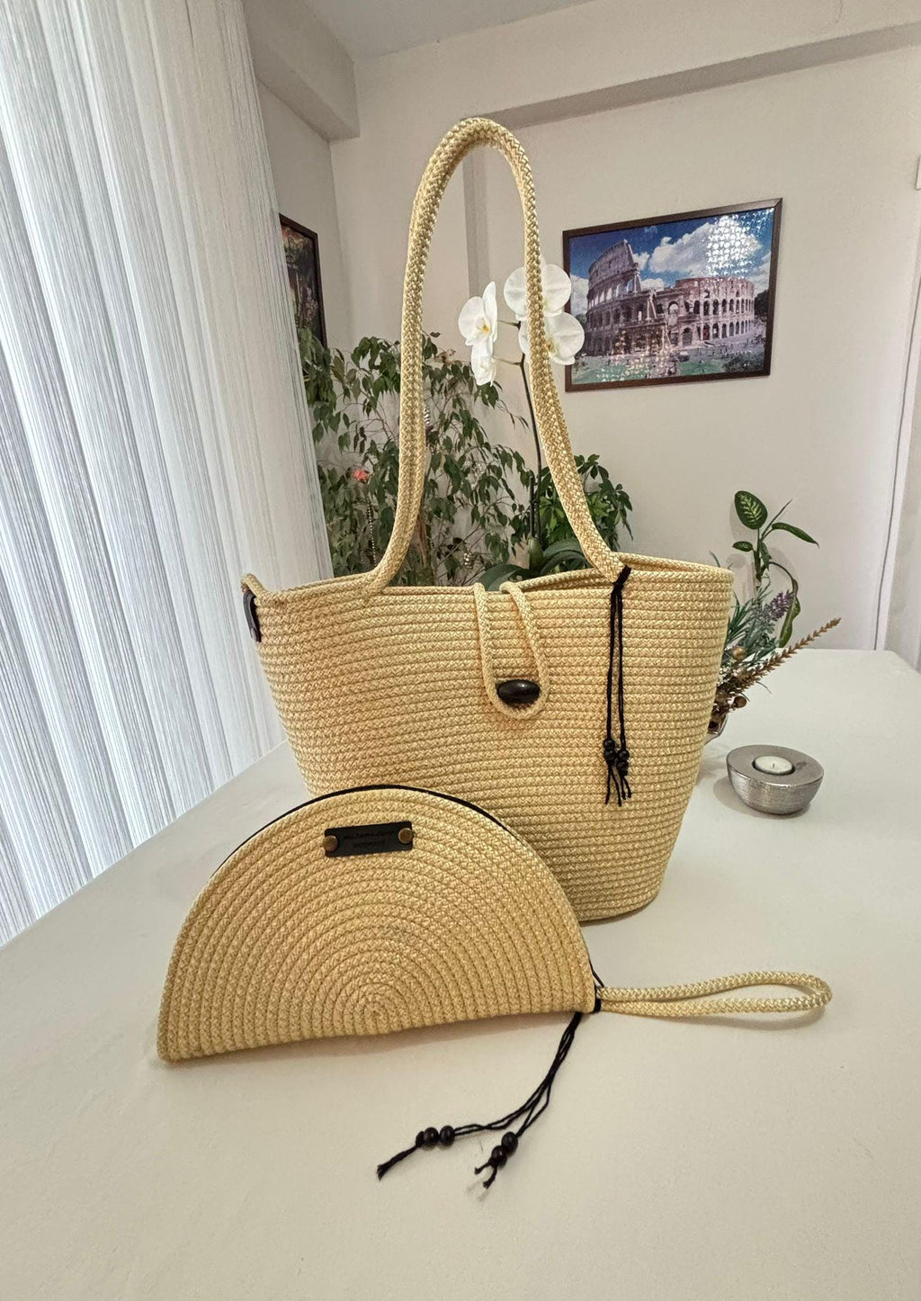 Handgemachte Gold-Schultertasche aus Jutekordel: Geflochtene Strandtasche