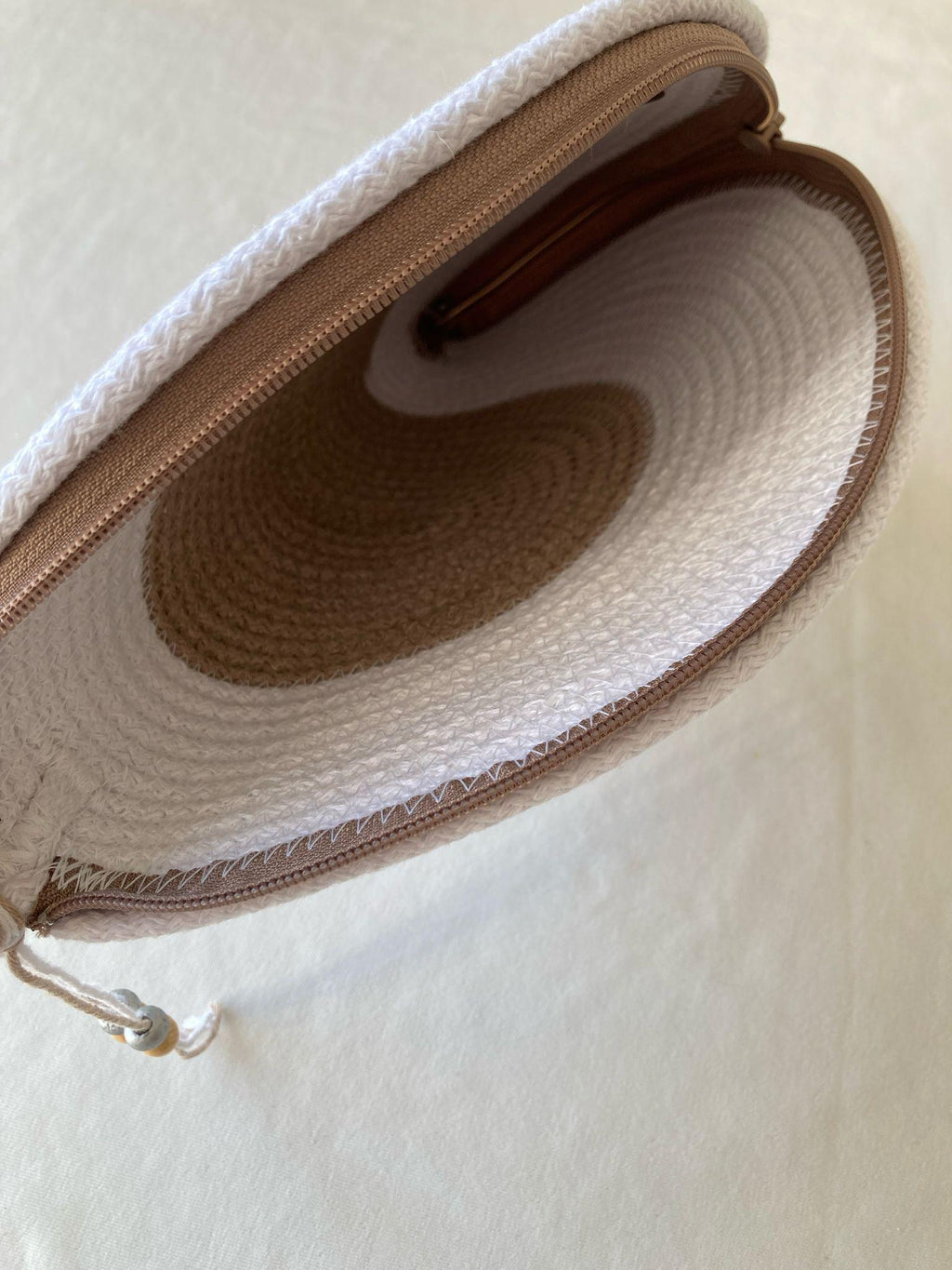 Beige-weiße handgewebte Juteseiltasche: Beige-weißes Baumwollfutter
