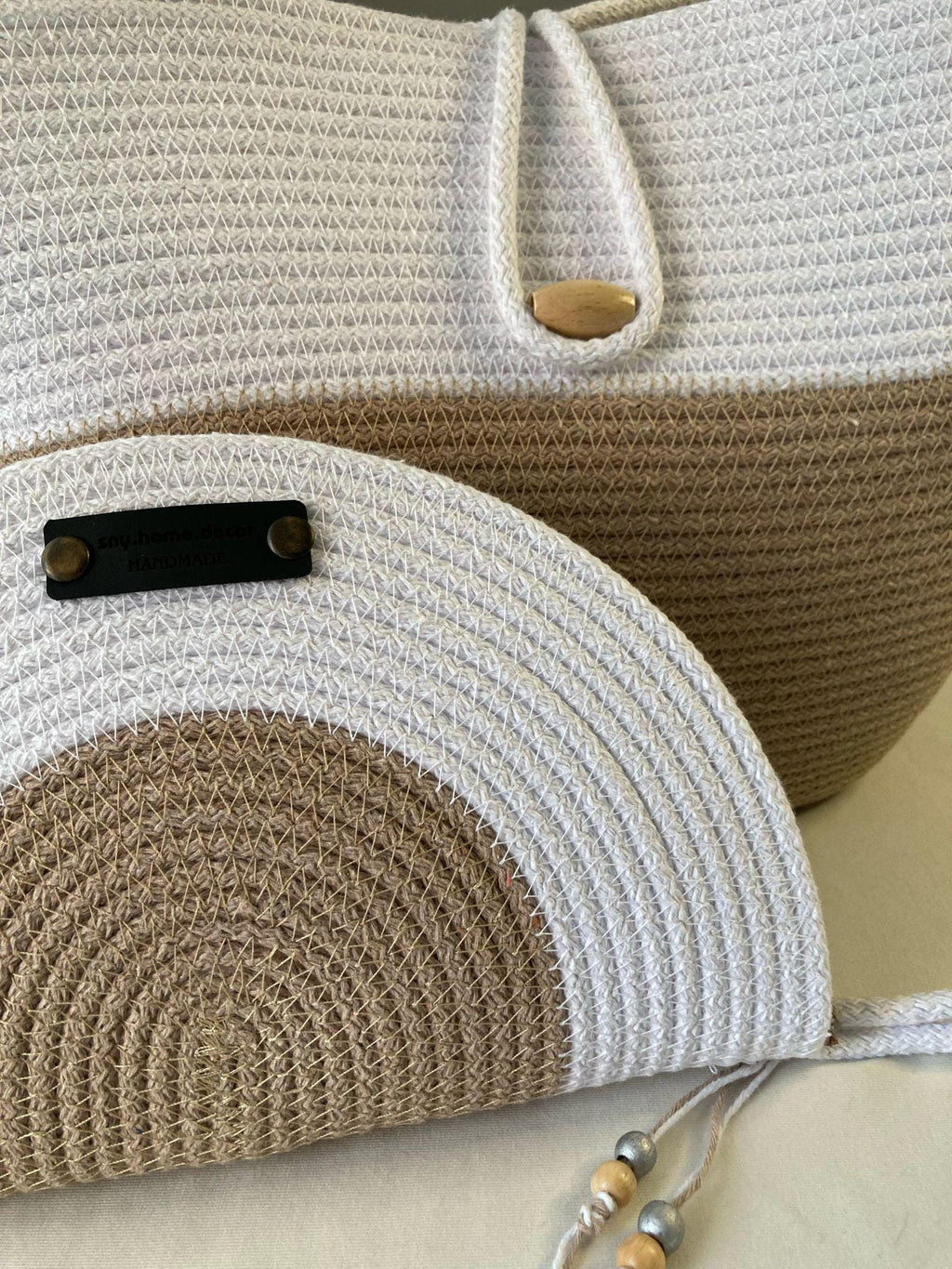 Beige-weiße handgewebte Juteseiltasche: Beige-weißes Baumwollfutter