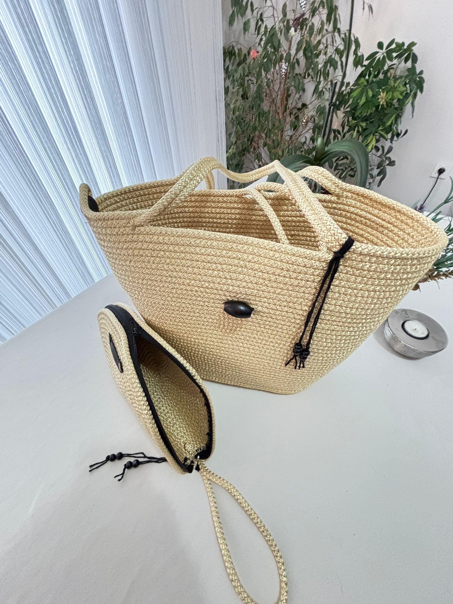 Handgemachte Gold-Schultertasche aus Jutekordel: Geflochtene Strandtasche