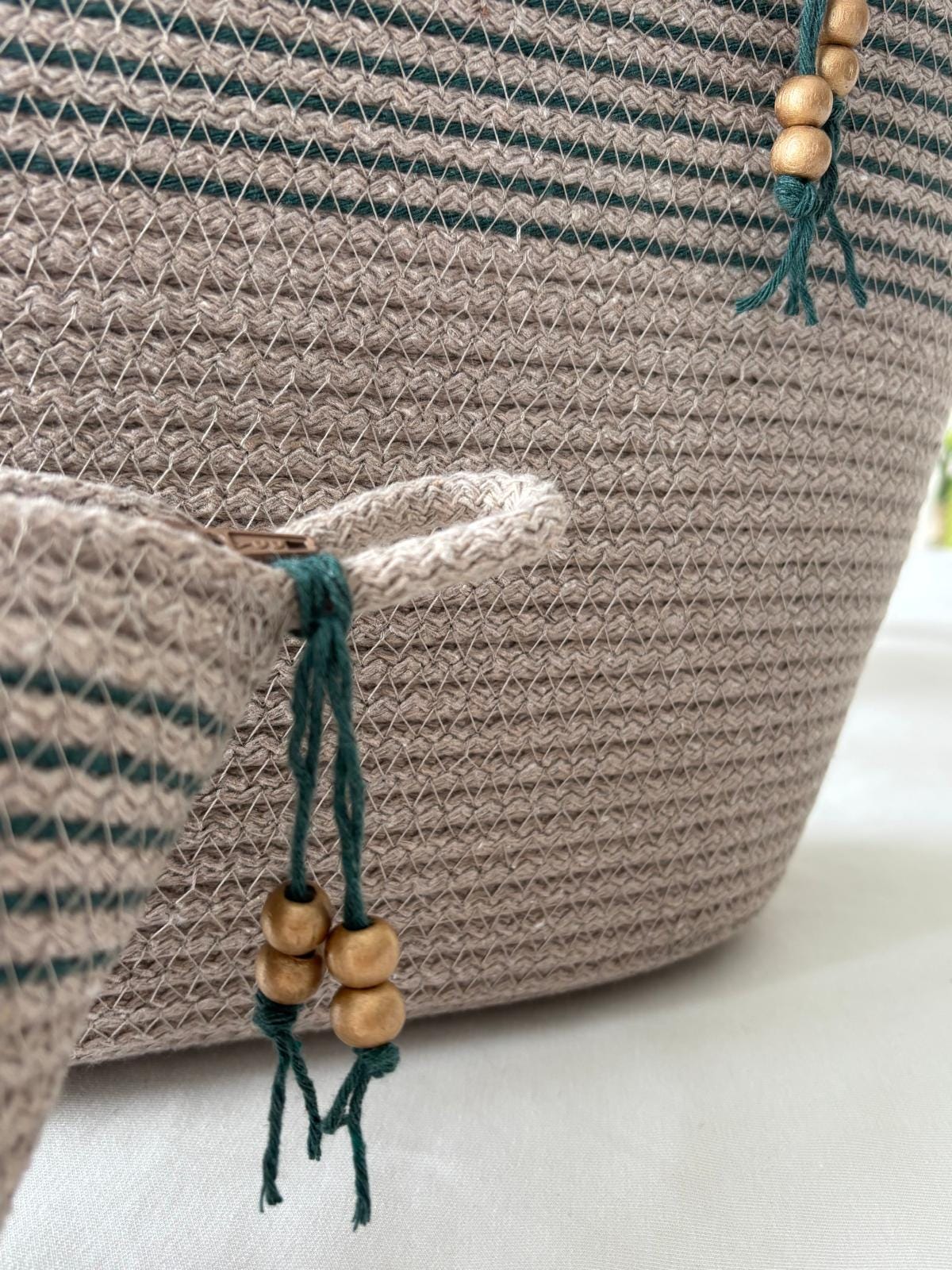 Beige&Grün Handgefertigte geflochtene Jutetasche und Beutel-Set: Beige Clutch & Strandtasche