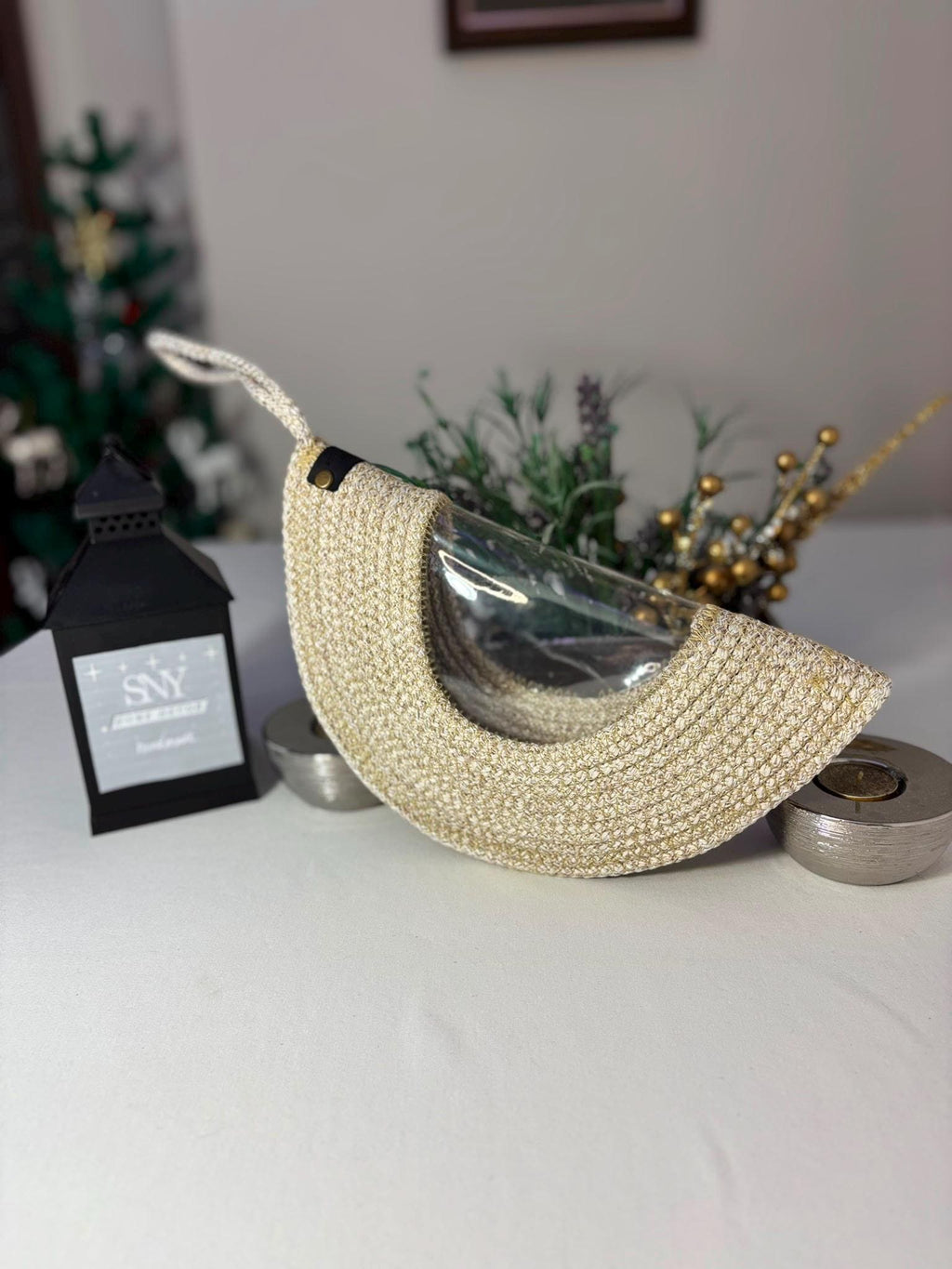 Gehäkelte Halbmond-Clutch: Sommerliche Strandtasche aus Baumwolle, Seil-Armbandtasche