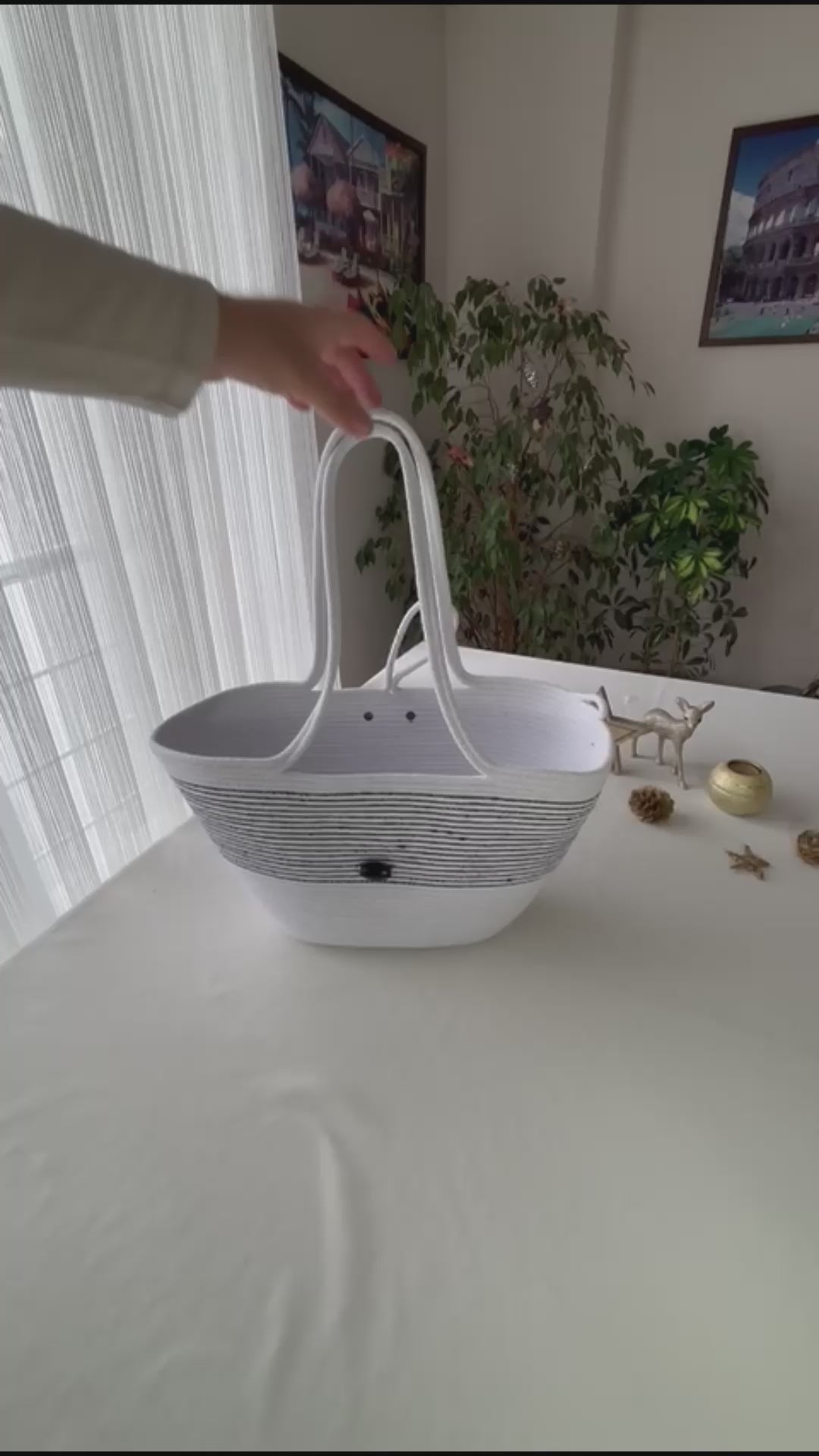 Black&White Handwoven Jute Rope Bag: Black & White Summer Beach Tote
