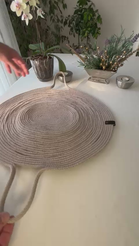 Handgemachte rote geknotete Netztasche: Umweltfreundlicher Marktbeutel.