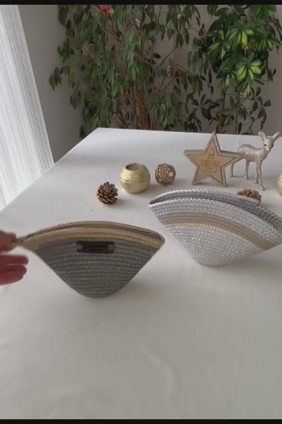 Handwoven Straw Makeup Bag: Boho Cosmetic Zipper Pouch